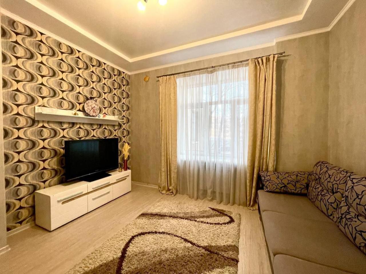 חארקיב Apartments On Skovoroda Street מראה חיצוני תמונה